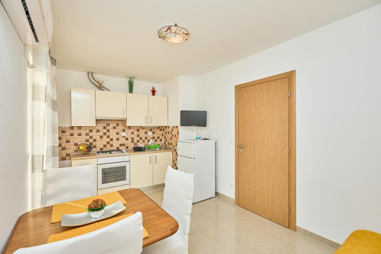 Apartments Baro Maranovići Εξωτερικό φωτογραφία